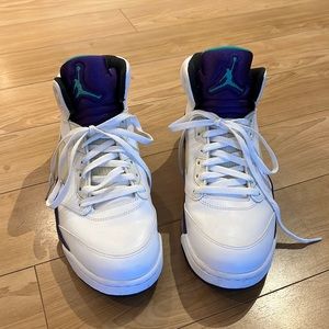 Men’s Air Jordan 5 vintage shoes